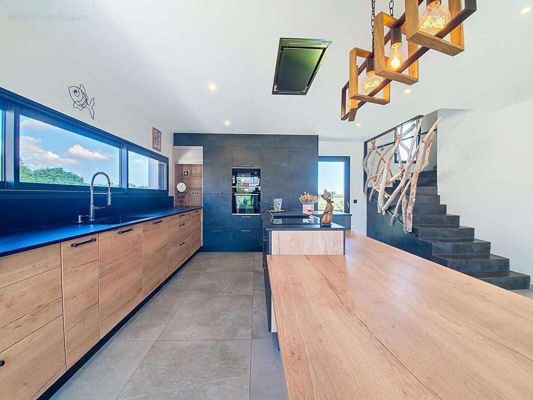 Maison à VILLELONGUE-DE-LA-SALANQUE