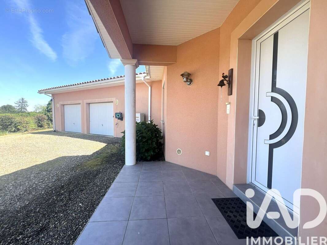 Maison 129 m² à Buanes  - photo 4