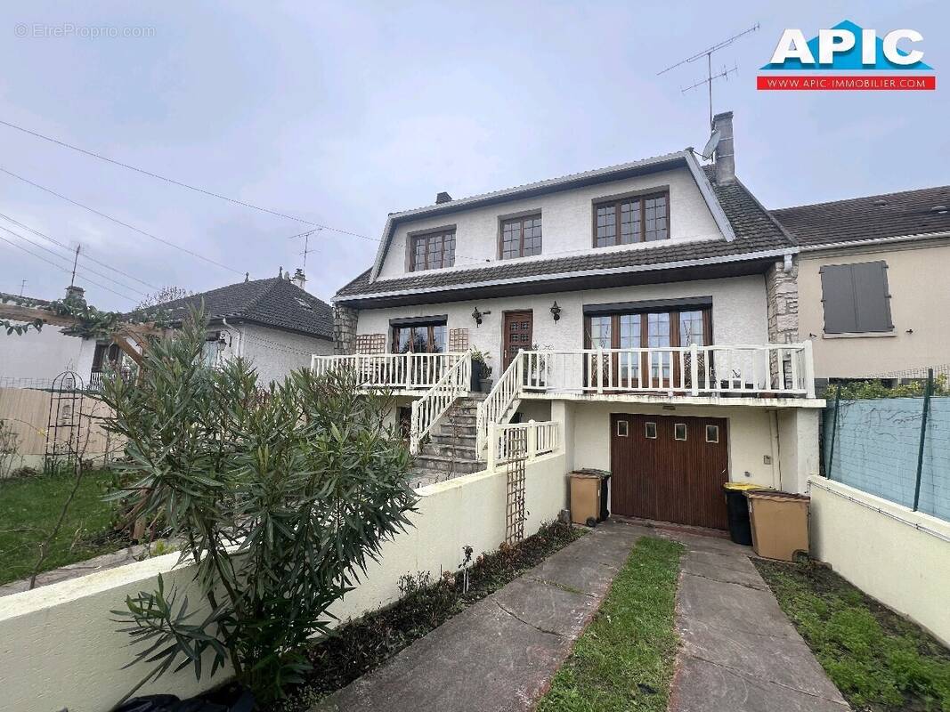 Appartement à GROSLAY