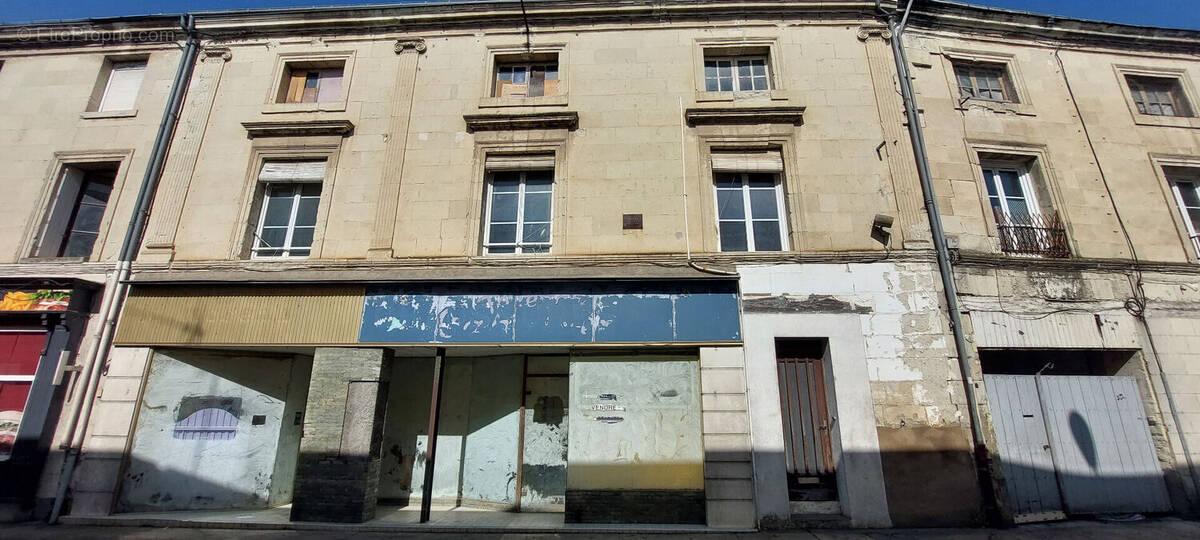 Appartement à LENCLOITRE