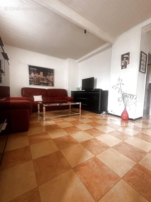 Appartement à MARSEILLE-10E
