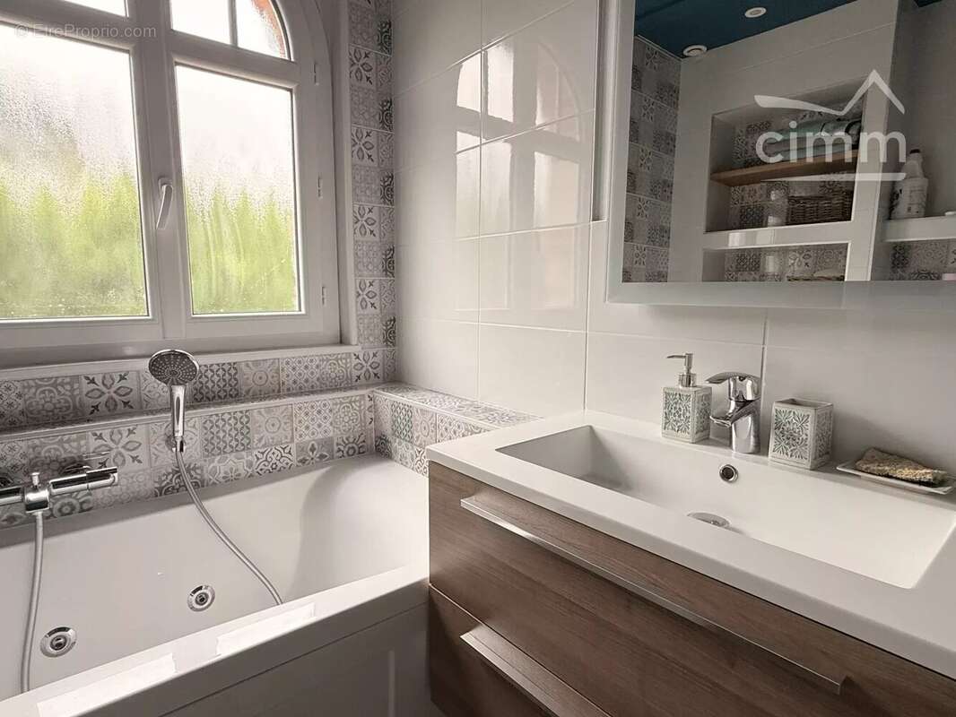 Maison familiale 193 m² avec piscine à débordement – 6 chambres – blois centre-ville - photo 14