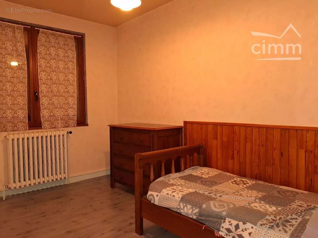 Appartement à SAINT-PIERRE-D'ALLEVARD