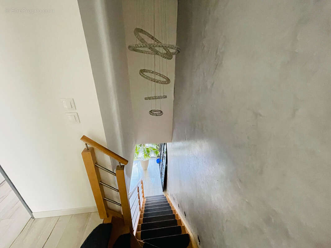 Maison à SARTROUVILLE