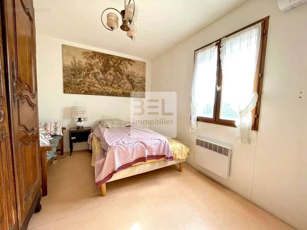 Maison à LES ANGLES