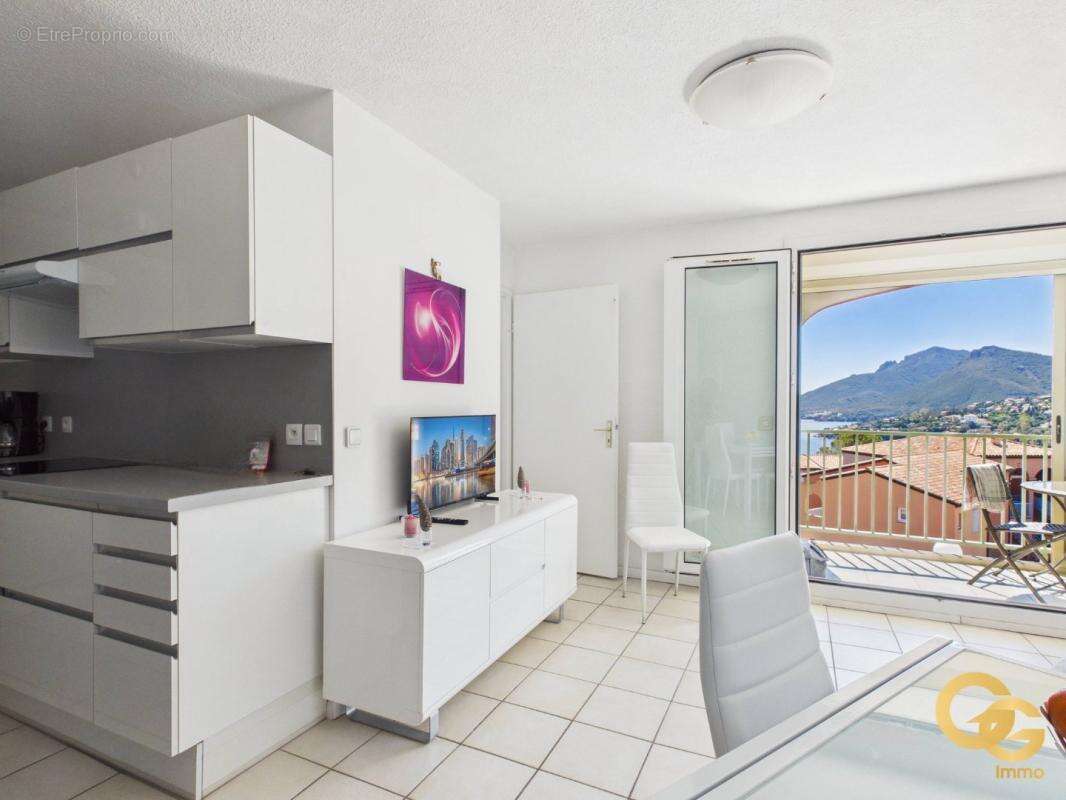 Appartement à THEOULE-SUR-MER