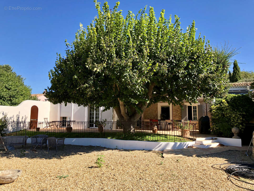 Maison à SIX-FOURS-LES-PLAGES