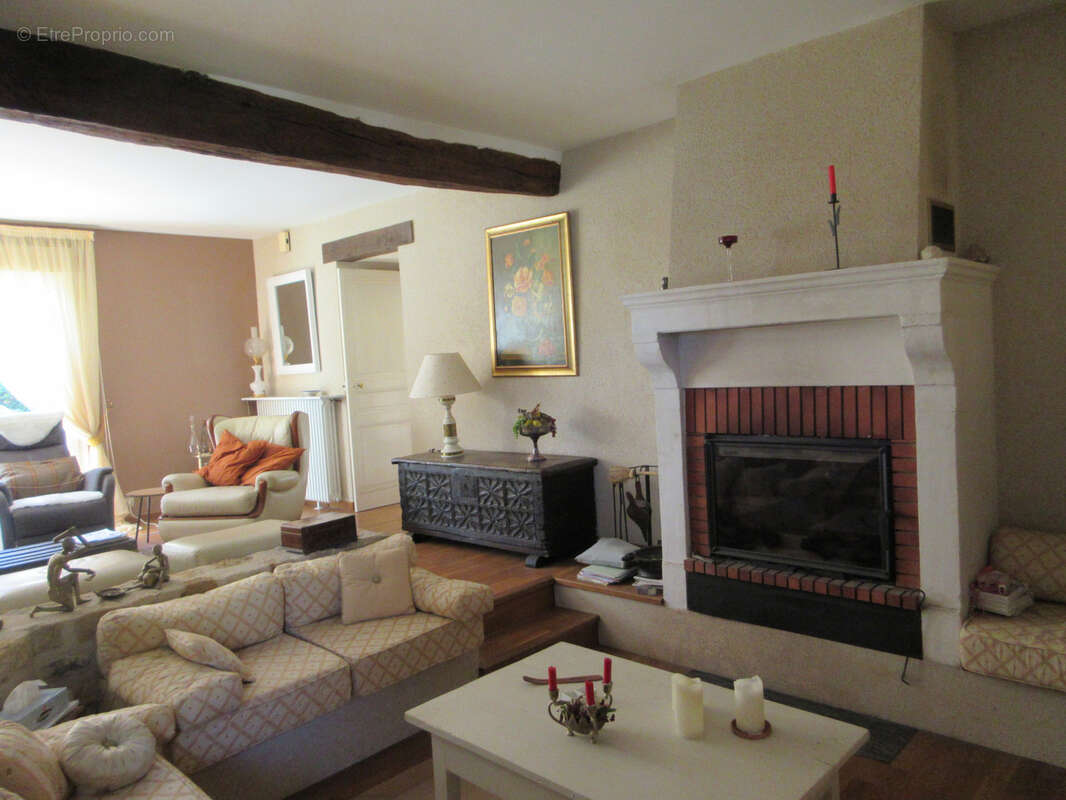 Maison à SACIERGES-SAINT-MARTIN