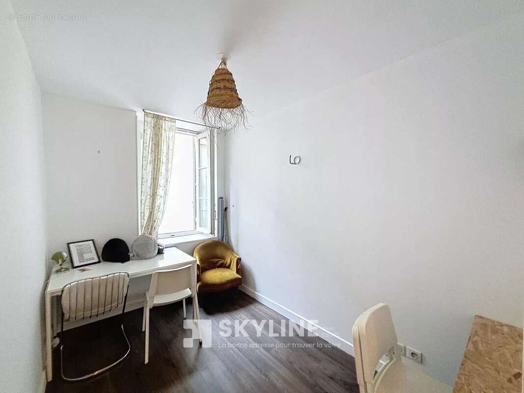 Appartement à MARSEILLE-2E