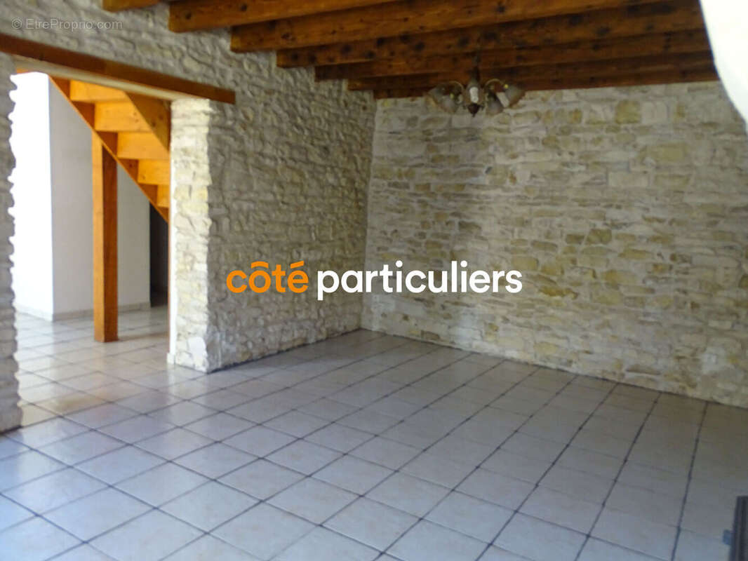 Maison à SAINT-SYMPHORIEN