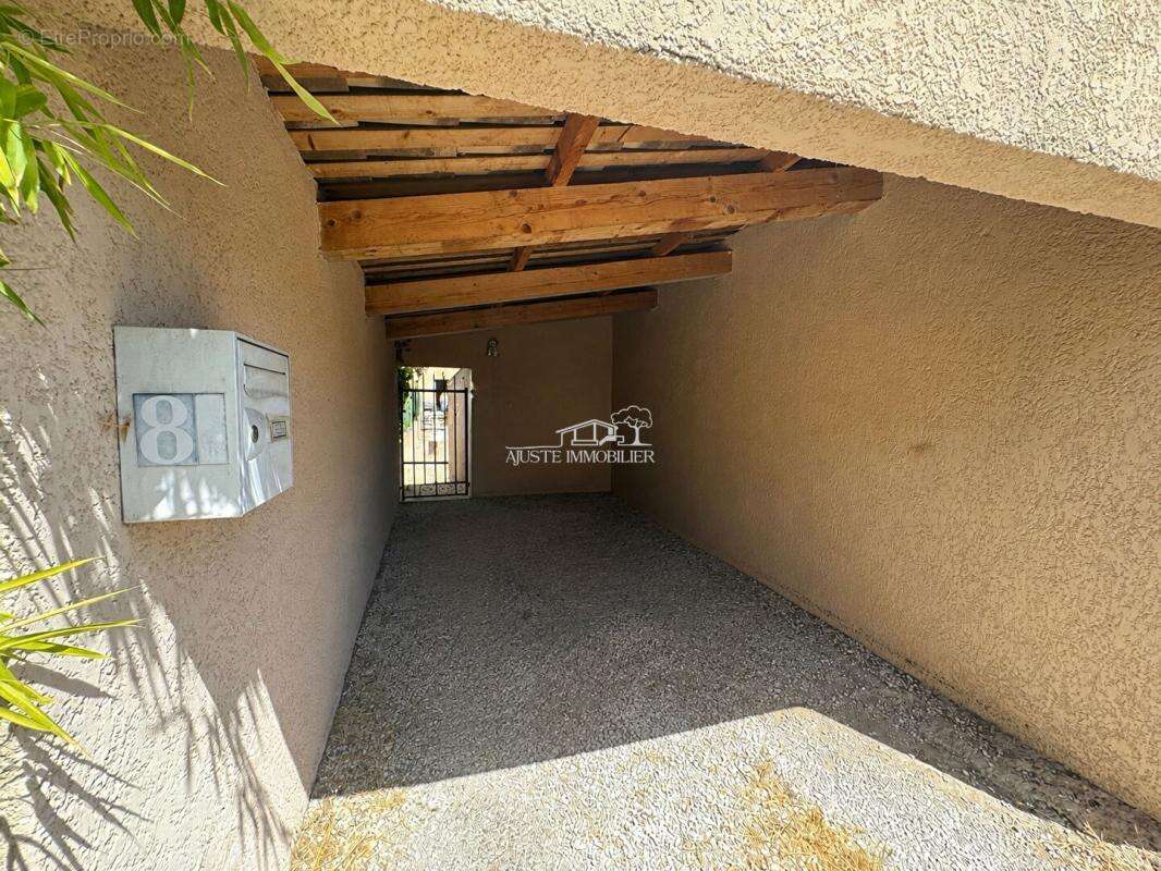 Appartement à LES PENNES-MIRABEAU