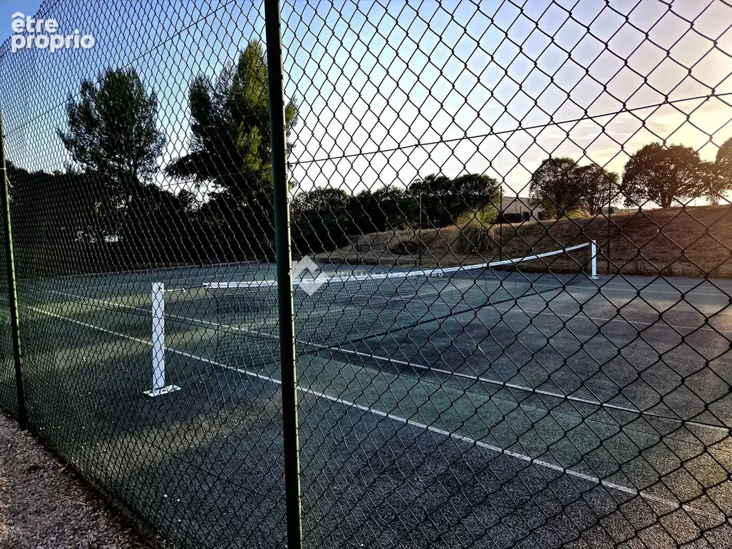 tennis de la résidence