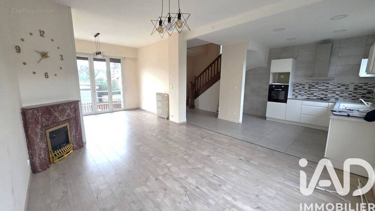 Photo 1 - Maison à MONTARGIS