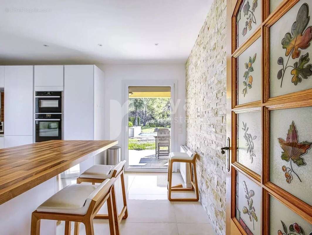 Maison à MOUGINS