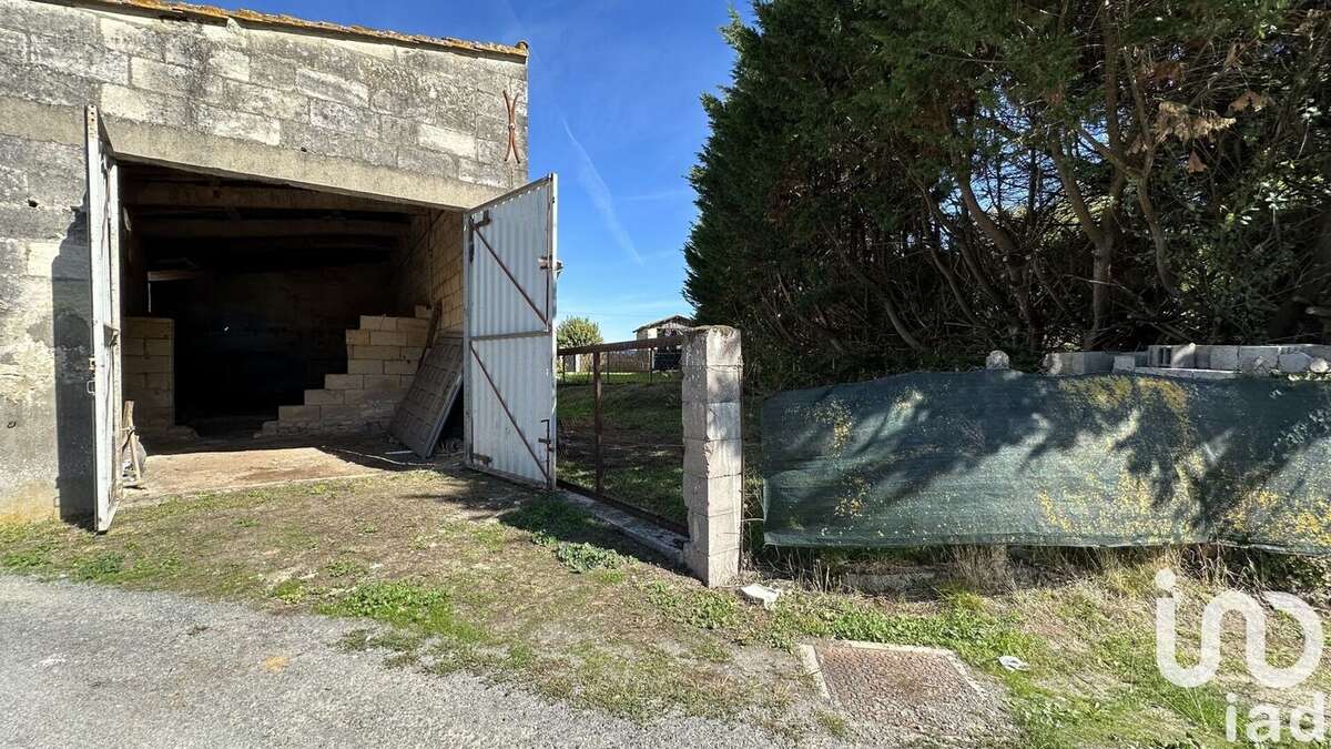 Photo 8 - Maison à LES ARTIGUES-DE-LUSSAC