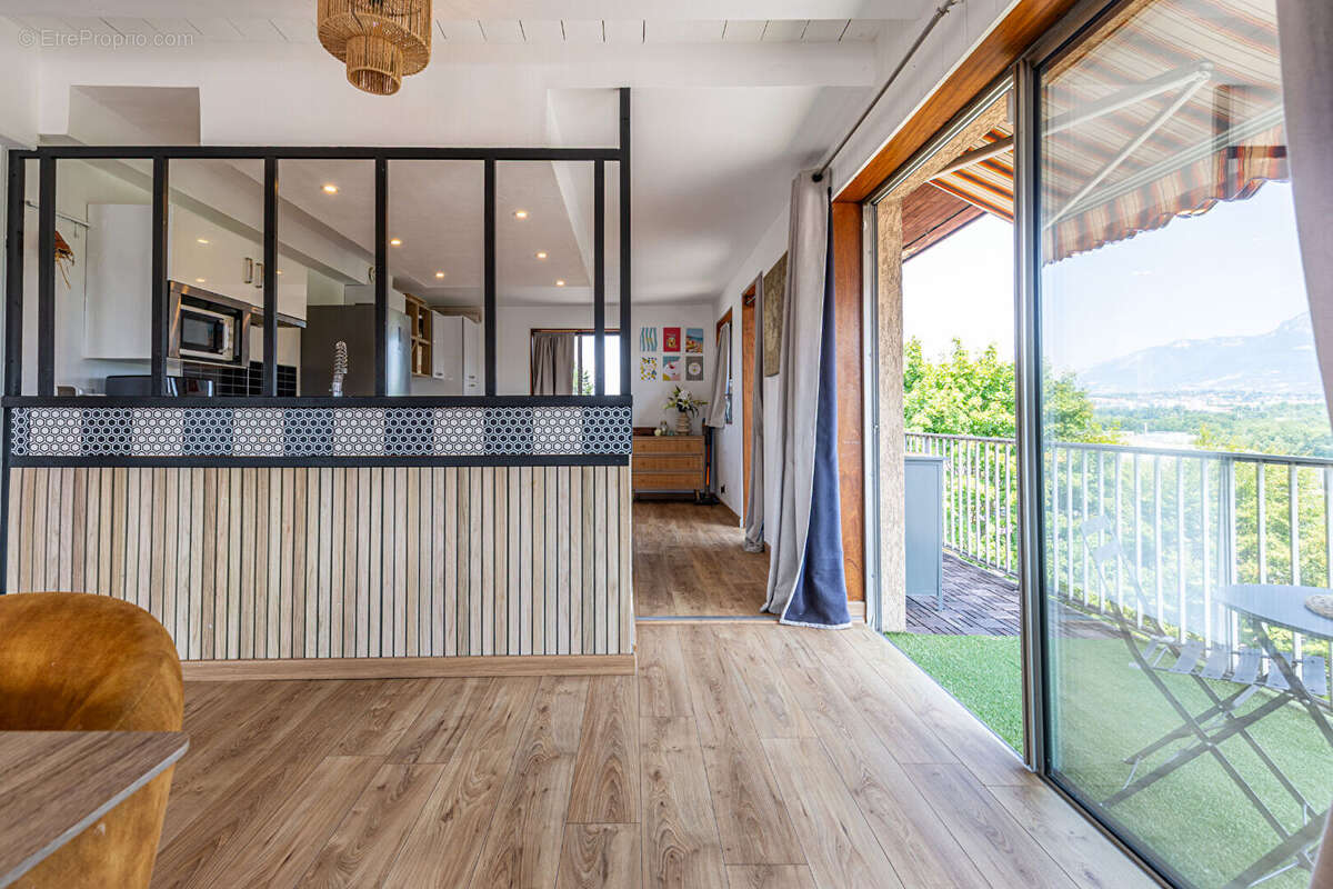 Agence immobiliere laforet - exclusivite - "cactus" - annecy - secteur meythet - appartement duplex t4 de 119.72m² - balcon - photo 11