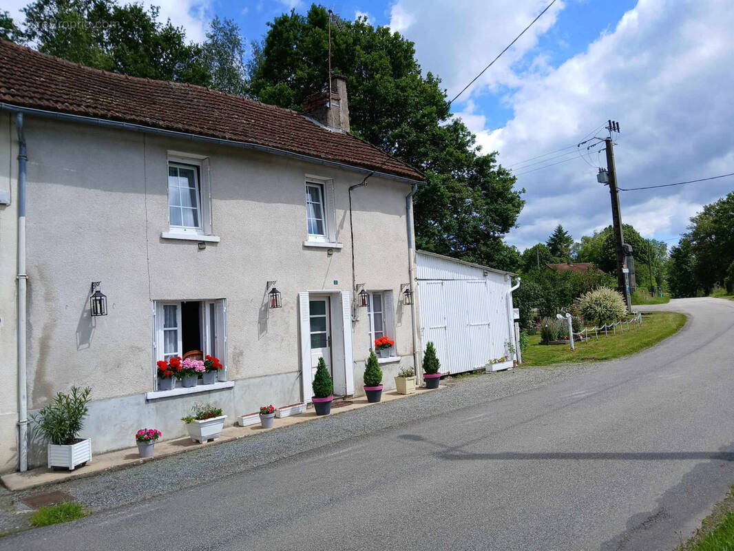 Maison à SAINT-DIZIER-LEYRENNE