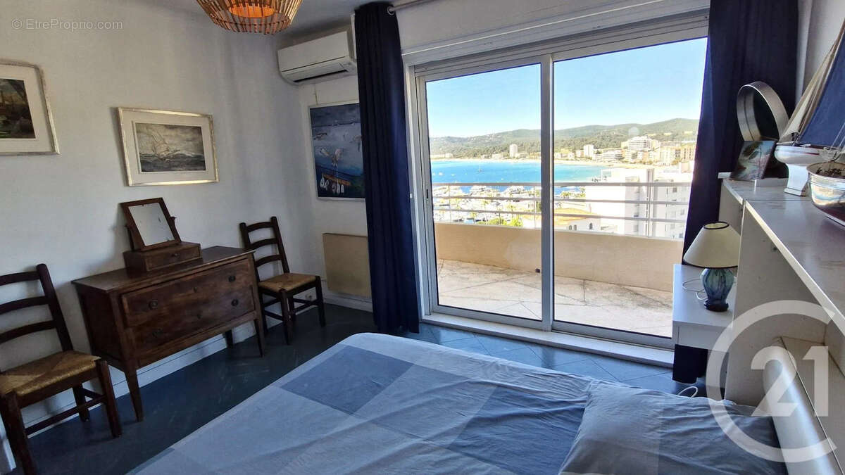 Appartement à LE LAVANDOU