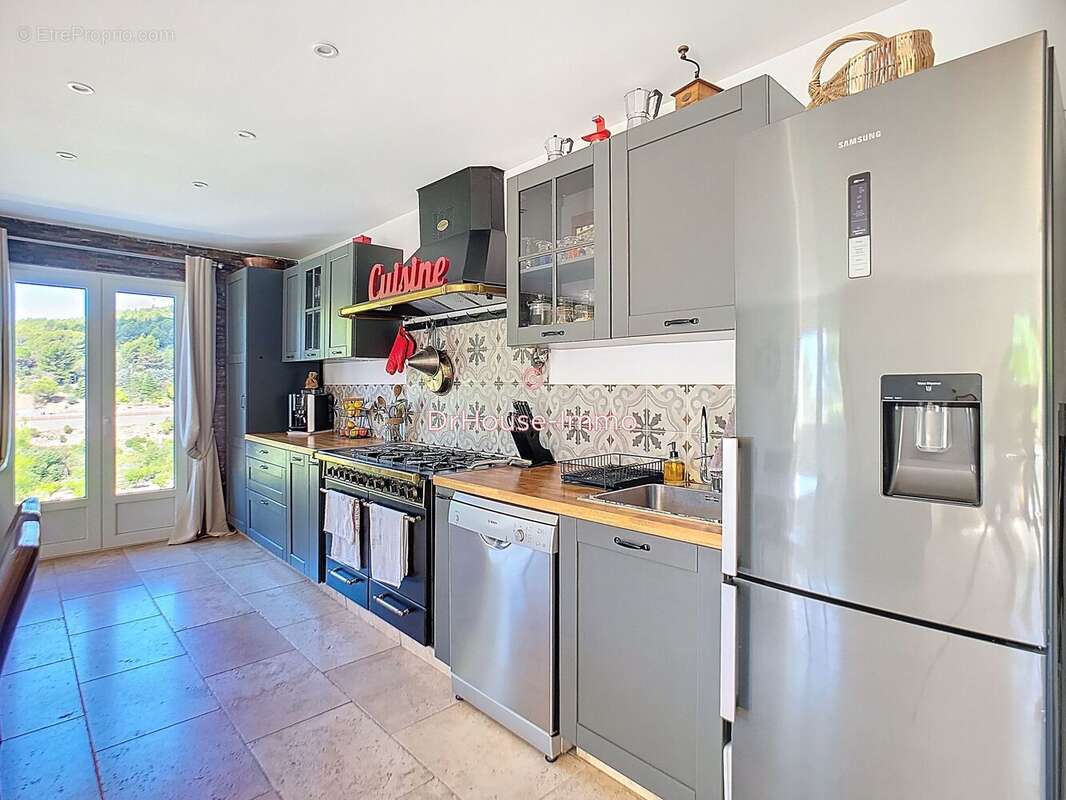 Maison à ROQUEVAIRE