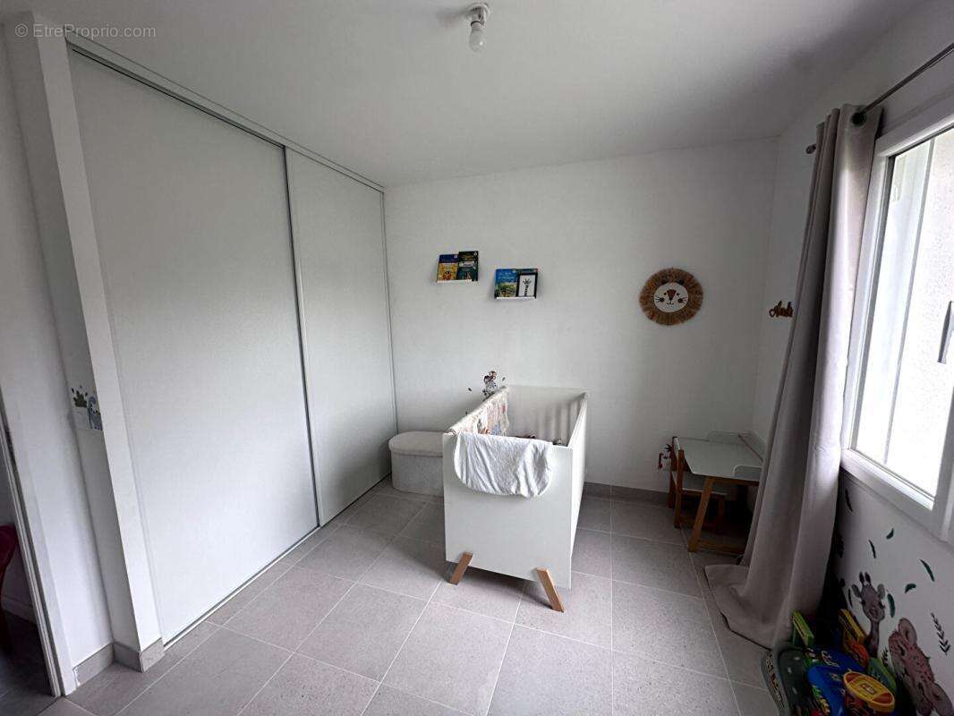 Maison à SAINT-JULIEN-L'ARS