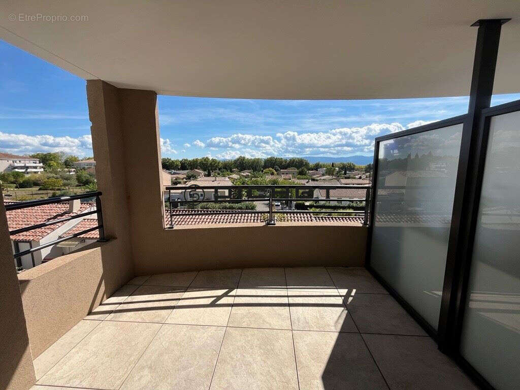 Appartement à LE LUC