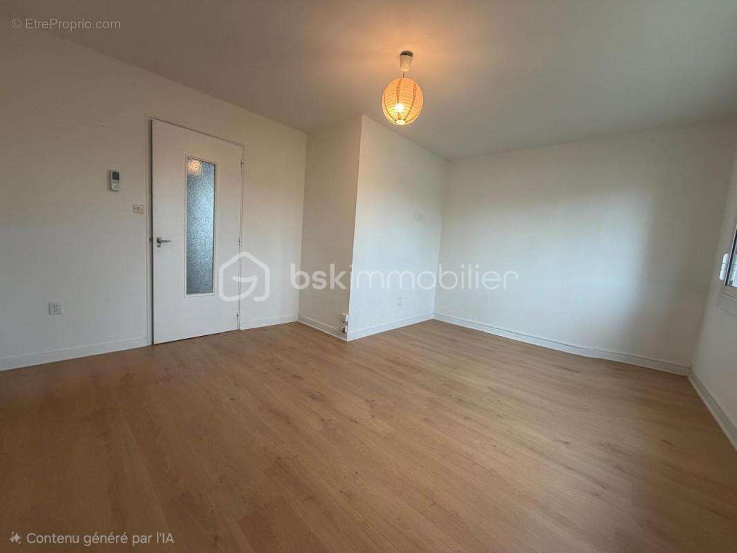 Appartement à PARTHENAY