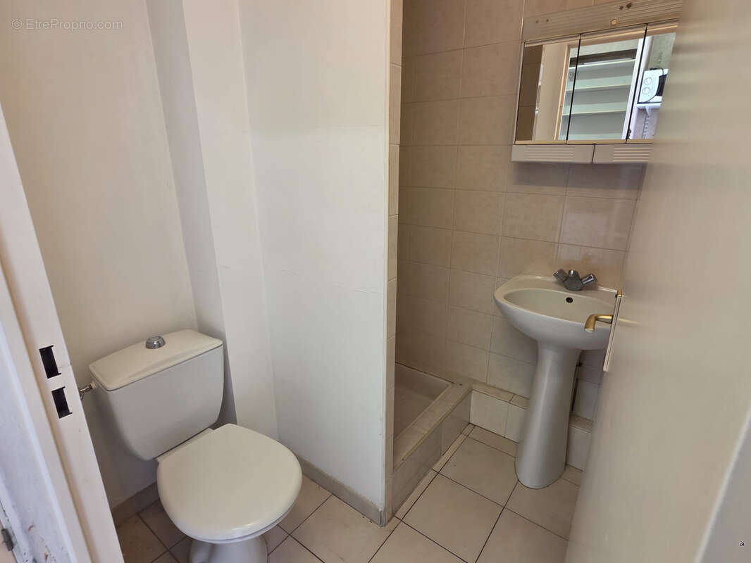 135 000 € - opportunité rare à nice   quartier libération - photo 5