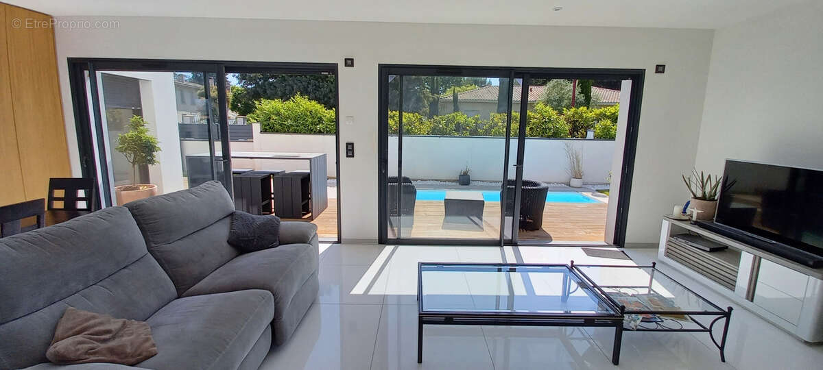 Maison à ARTIGUES-PRES-BORDEAUX