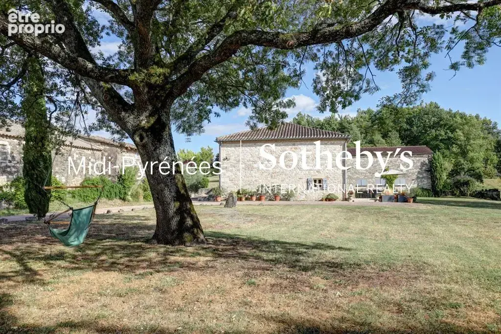 A vendre Au cœur du triangle d'Or, magnifique propriété avec 33 ha de terre et bois - photo 18