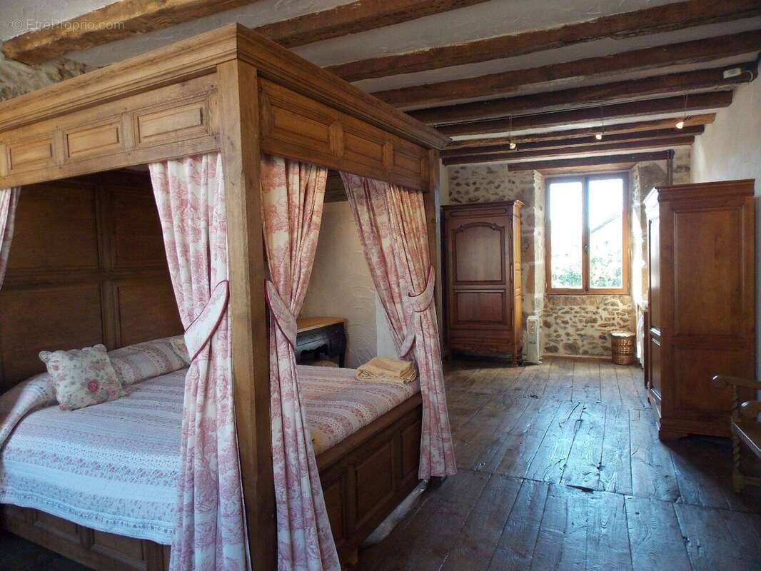 Maison à ROCHECHOUART