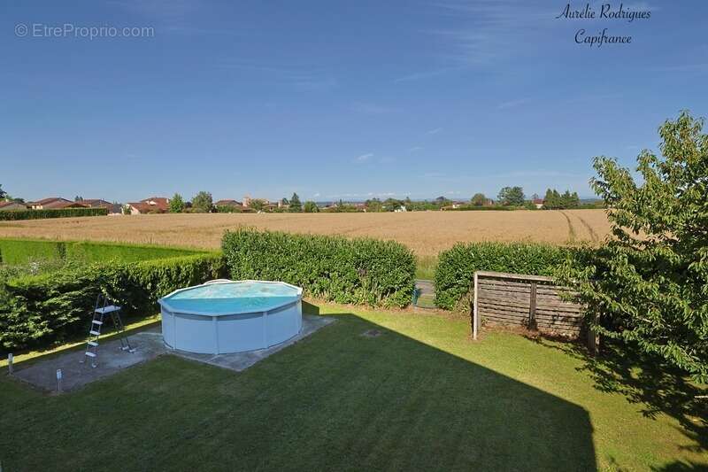 Maison à SAINT-MARTIN-BELLE-ROCHE