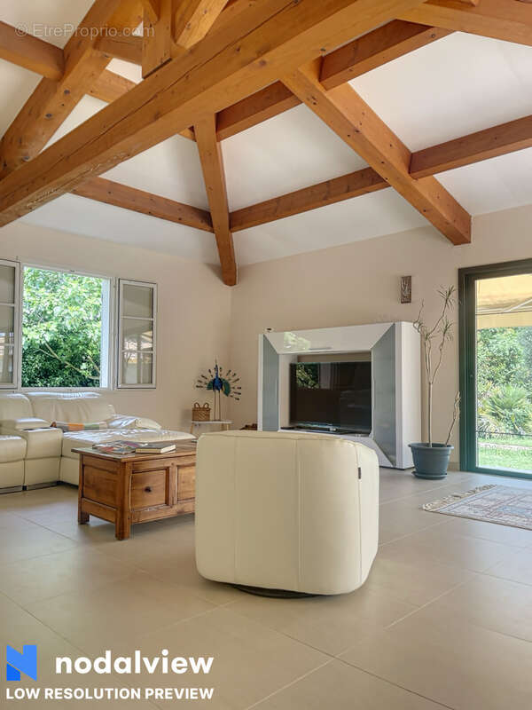 Maison à SAINT-ETIENNE-DU-GRES