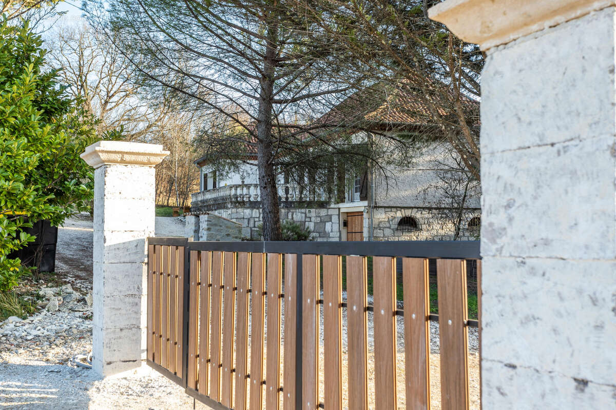 Maison à SAINT-MAURIN