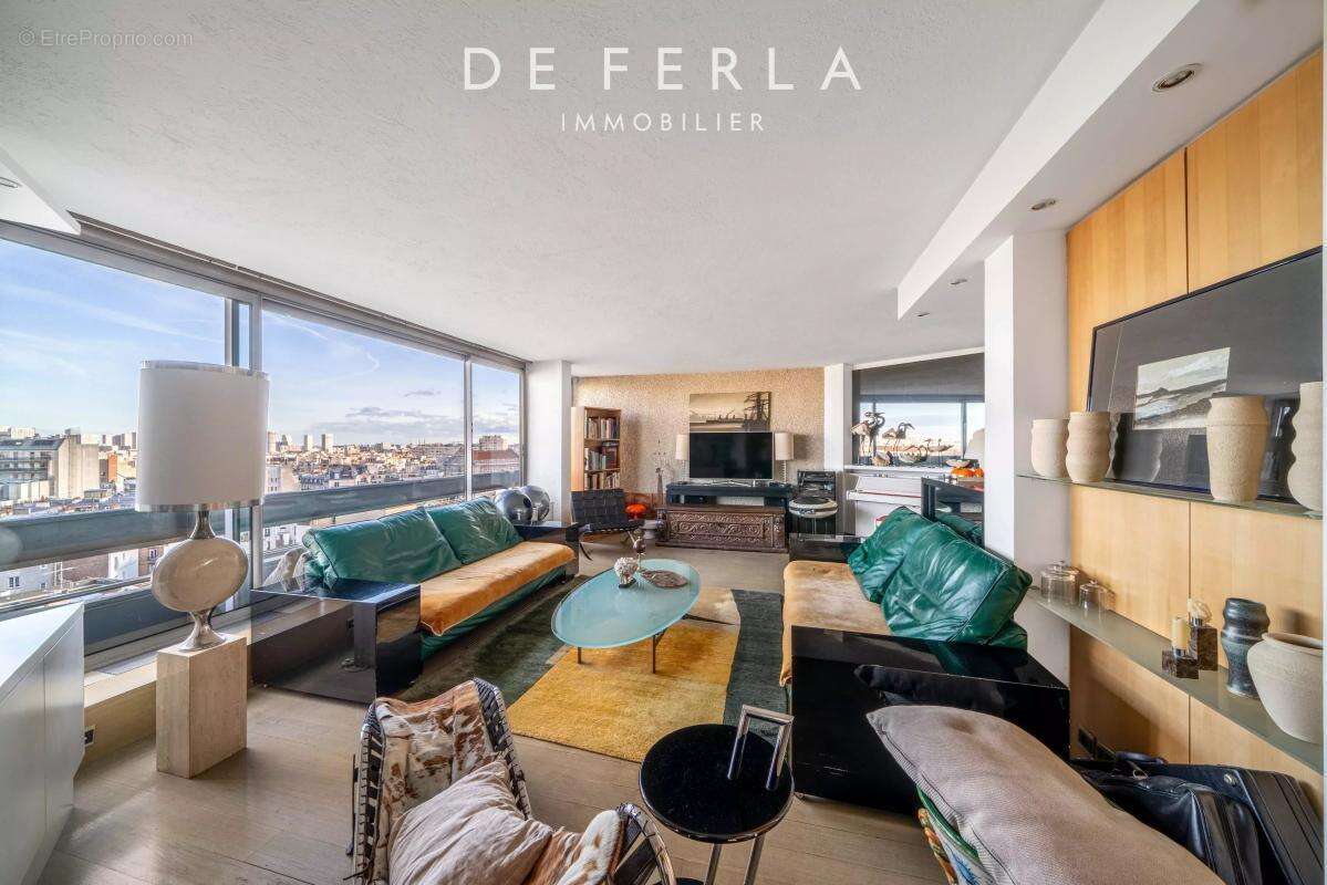 Appartement à PARIS-14E