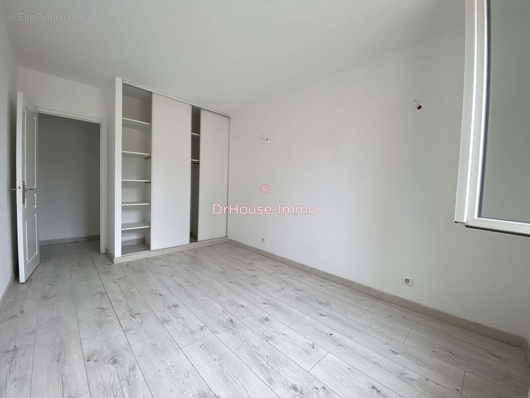 Maison 91 m² à Saint-Laurent-D'aigouze  - photo 18