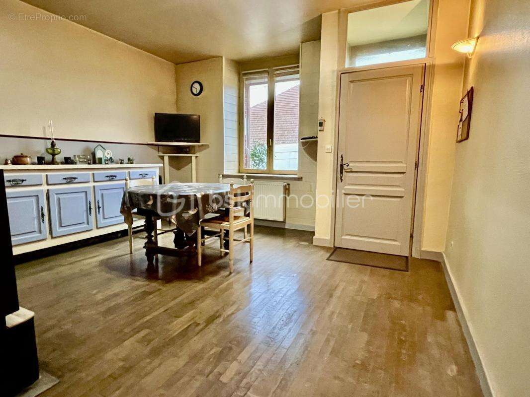 Maison à CLERMONT-EN-ARGONNE