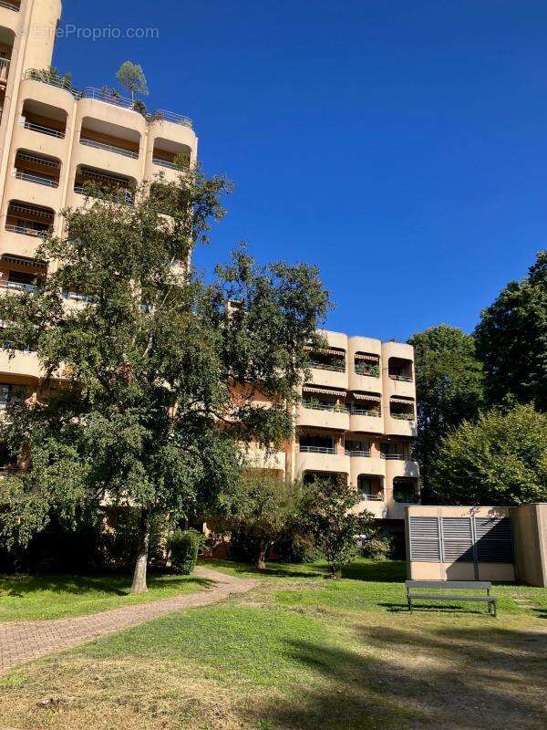 Appartement à LYON-9E