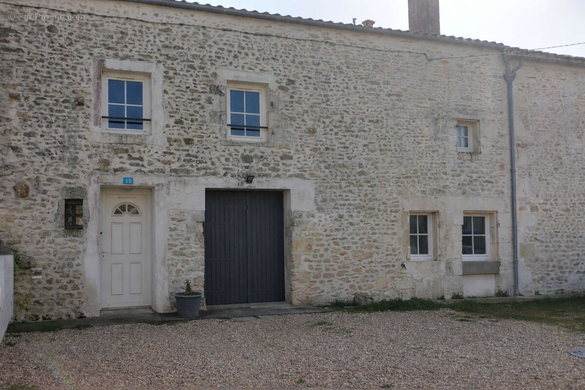 Maison Tonnay Charente - photo 2