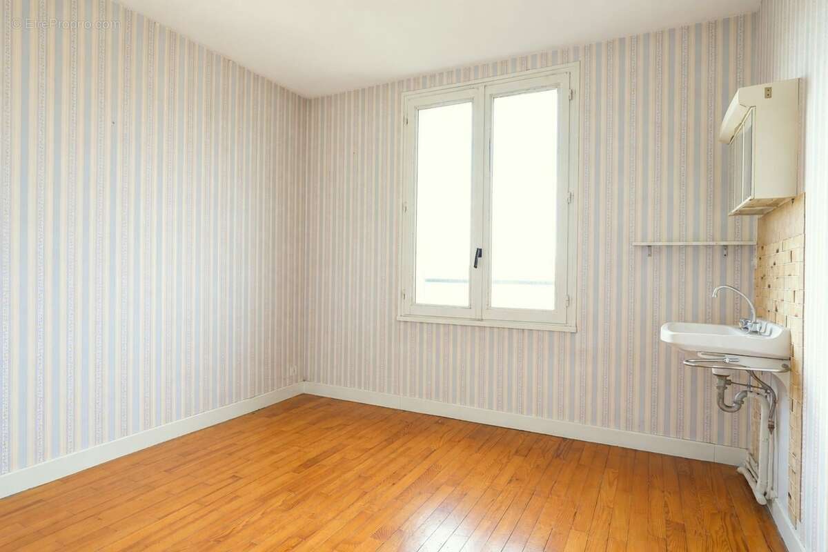 Maison de 144 m² à vendre. 8 pièces dont 5 chambres située coteaux est d'EPERNAY (51) - photo 12