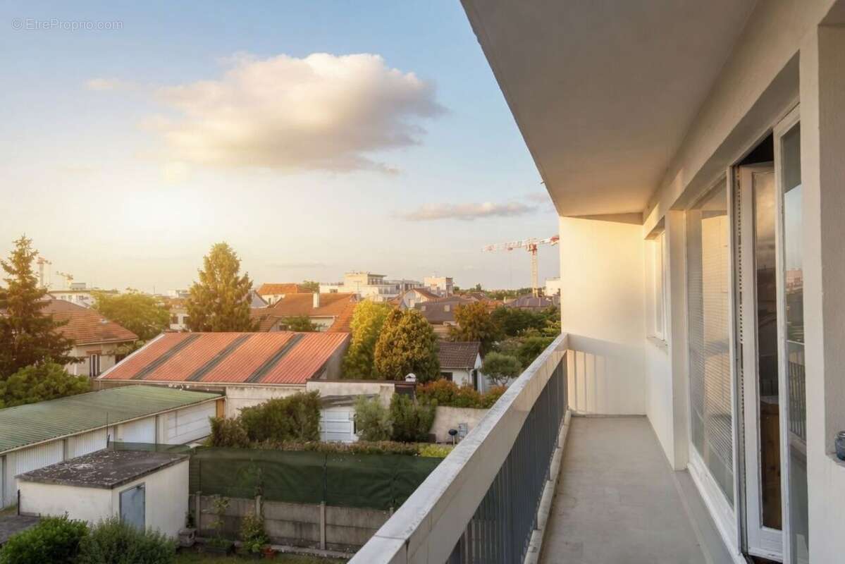 Appartement à SAINT-MAUR-DES-FOSSES
