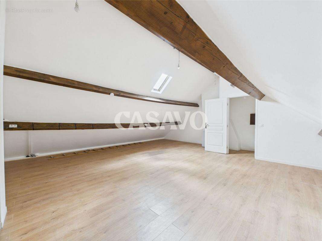 Maison à IVRY-SUR-SEINE