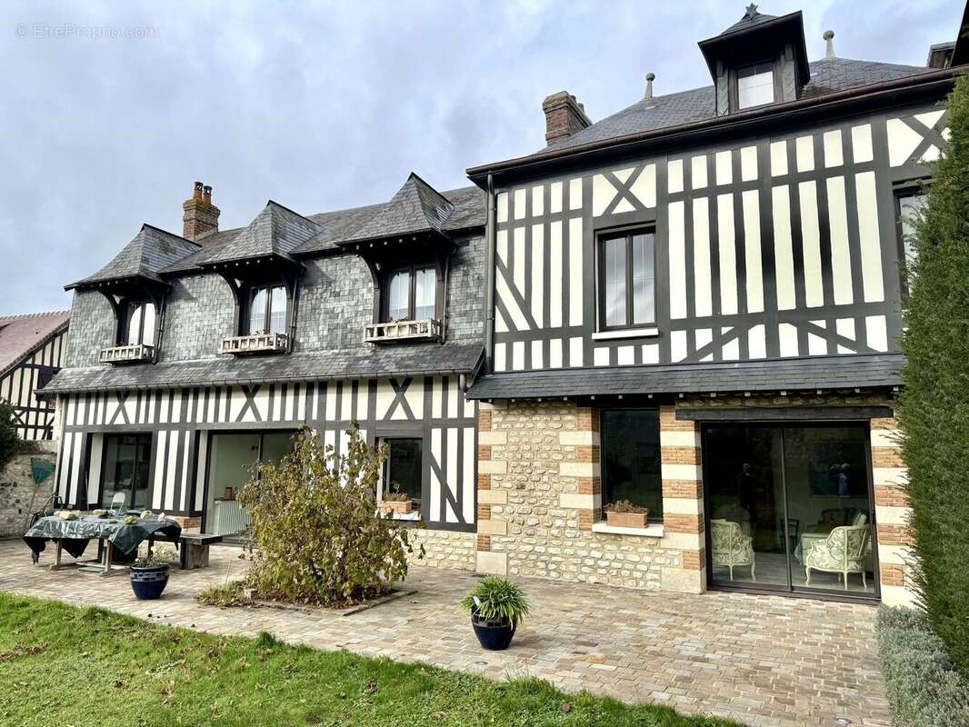 Maison à SAHURS