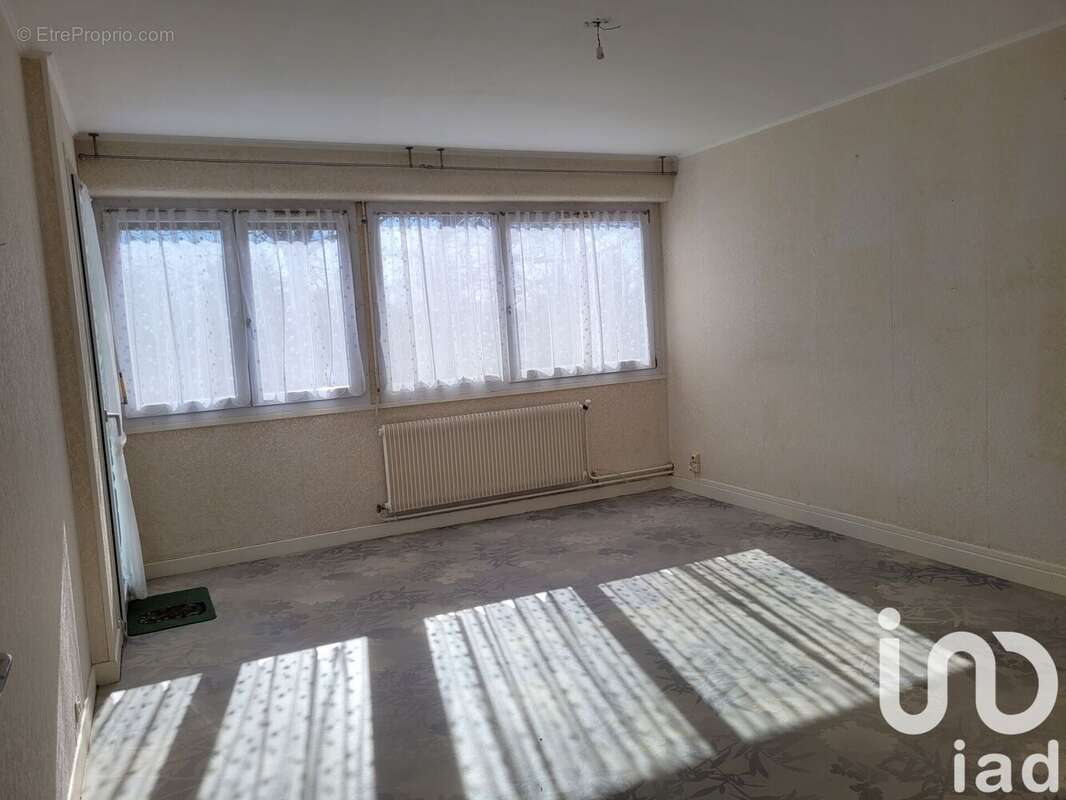 Photo 3 - Appartement à CIRY-LE-NOBLE