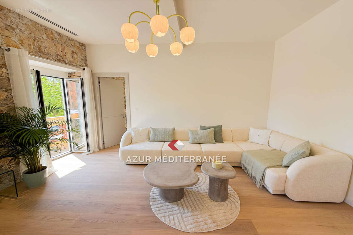Appartement à VILLEFRANCHE-SUR-MER
