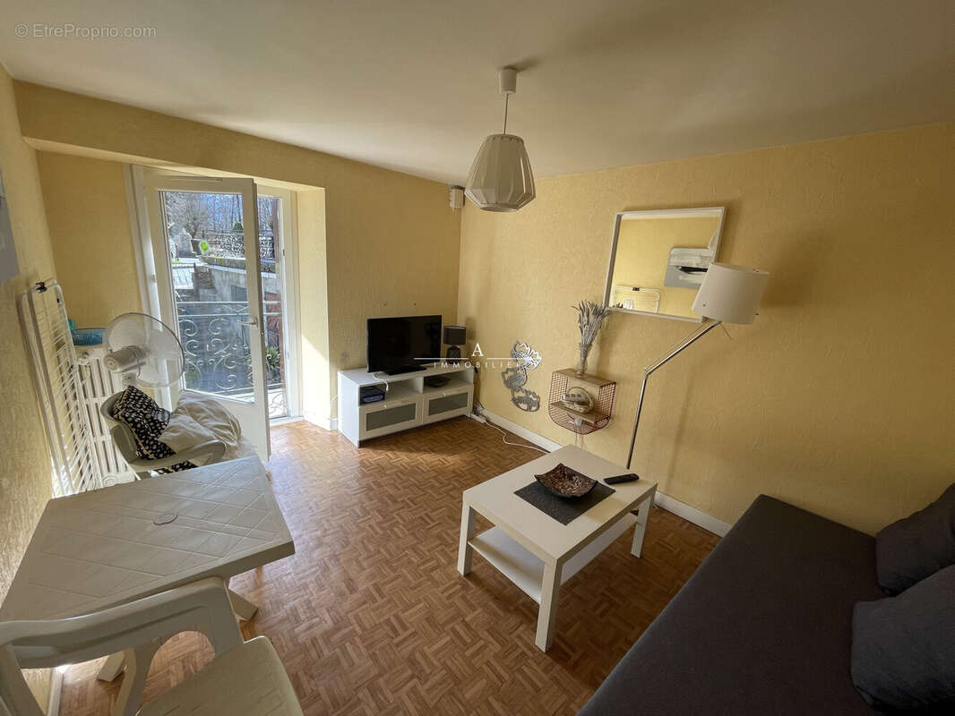 Maison à SALLES-ET-PRATVIEL