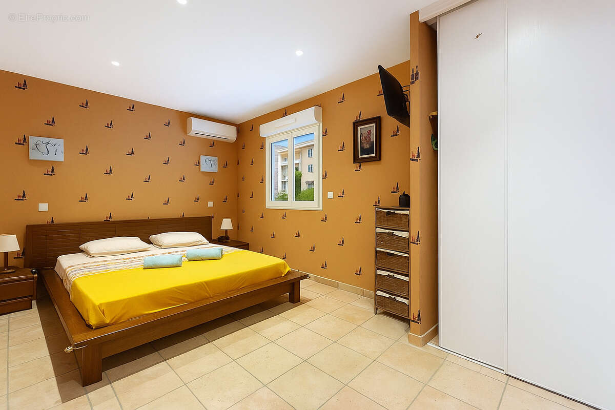 Maison à FREJUS