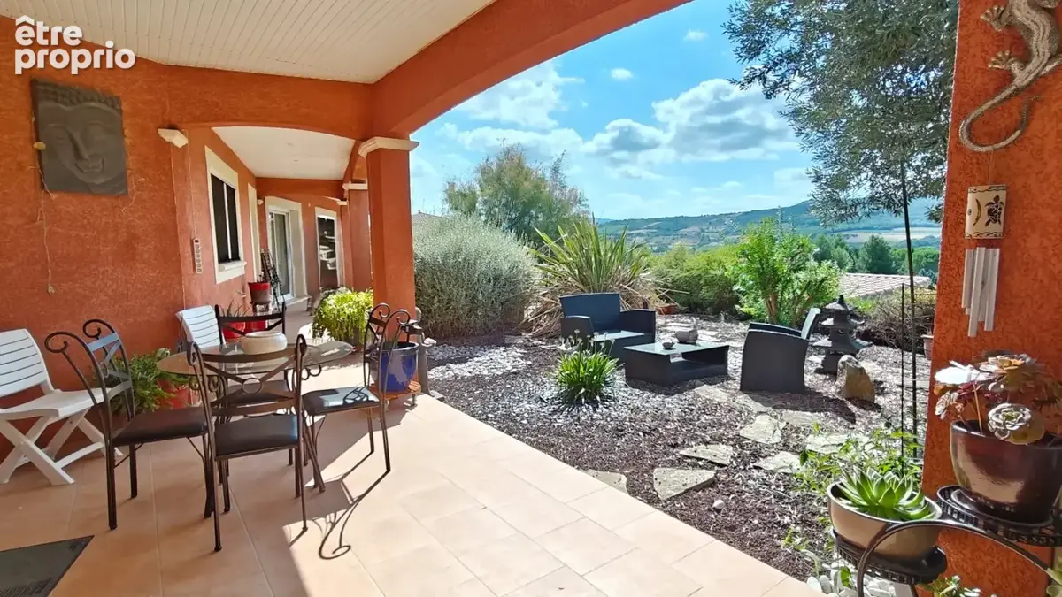 Limoux - Villa en position dominante - Terrain de 3700m2- Piscine et cuisine d'été - photo 7