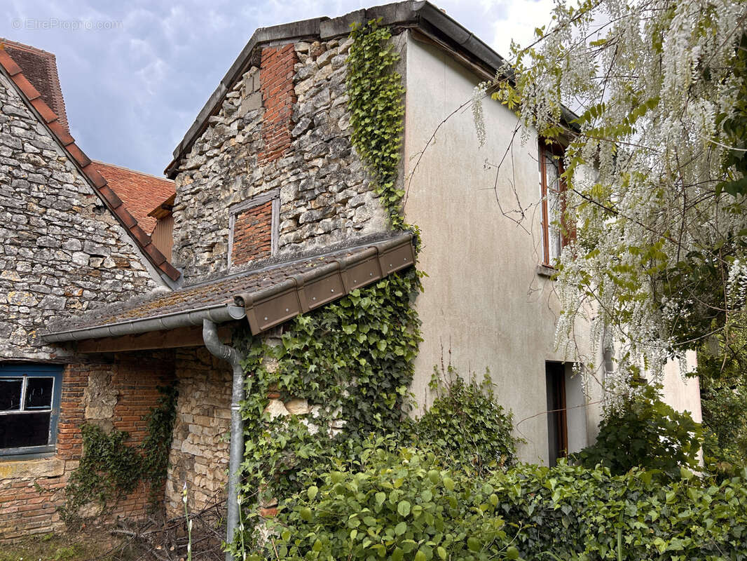 Maison à SAINT-GAULTIER