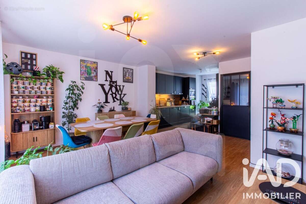 Maison 81 m² à Saint-Maximin  - photo 5