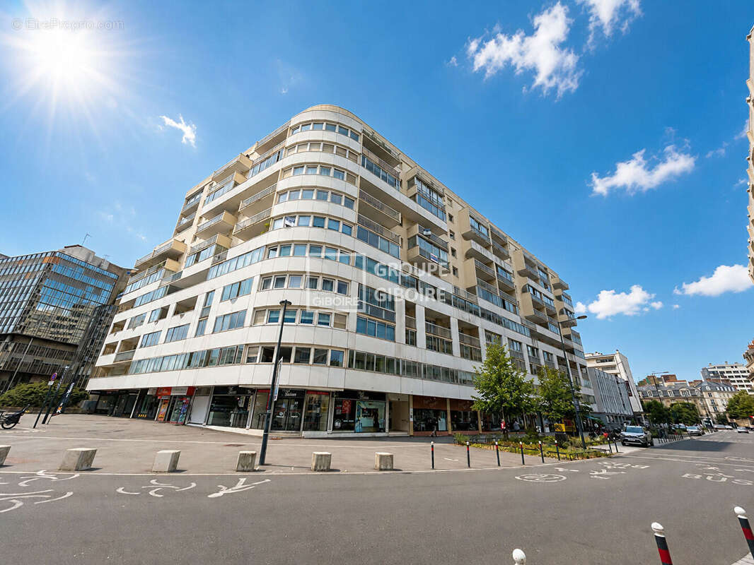 A VENDRE - Appartement Rennes 4 pièce(s) 74 m2 - photo 2